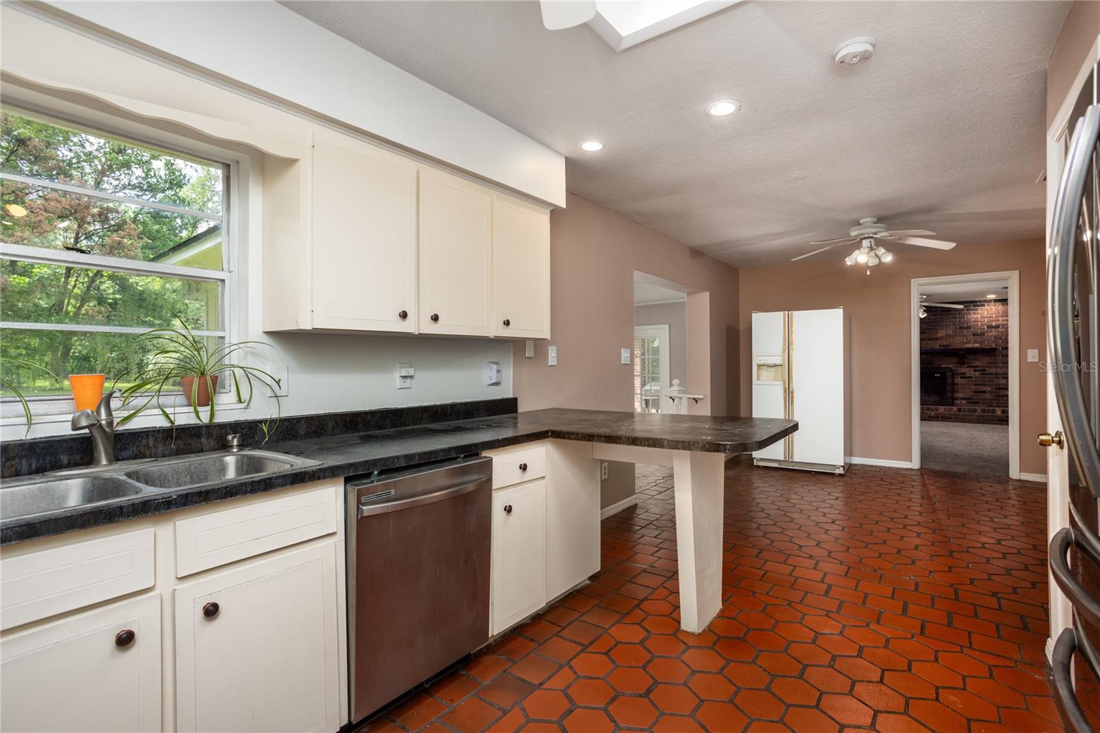 12015 Sw 5th Ave Property Photo 8