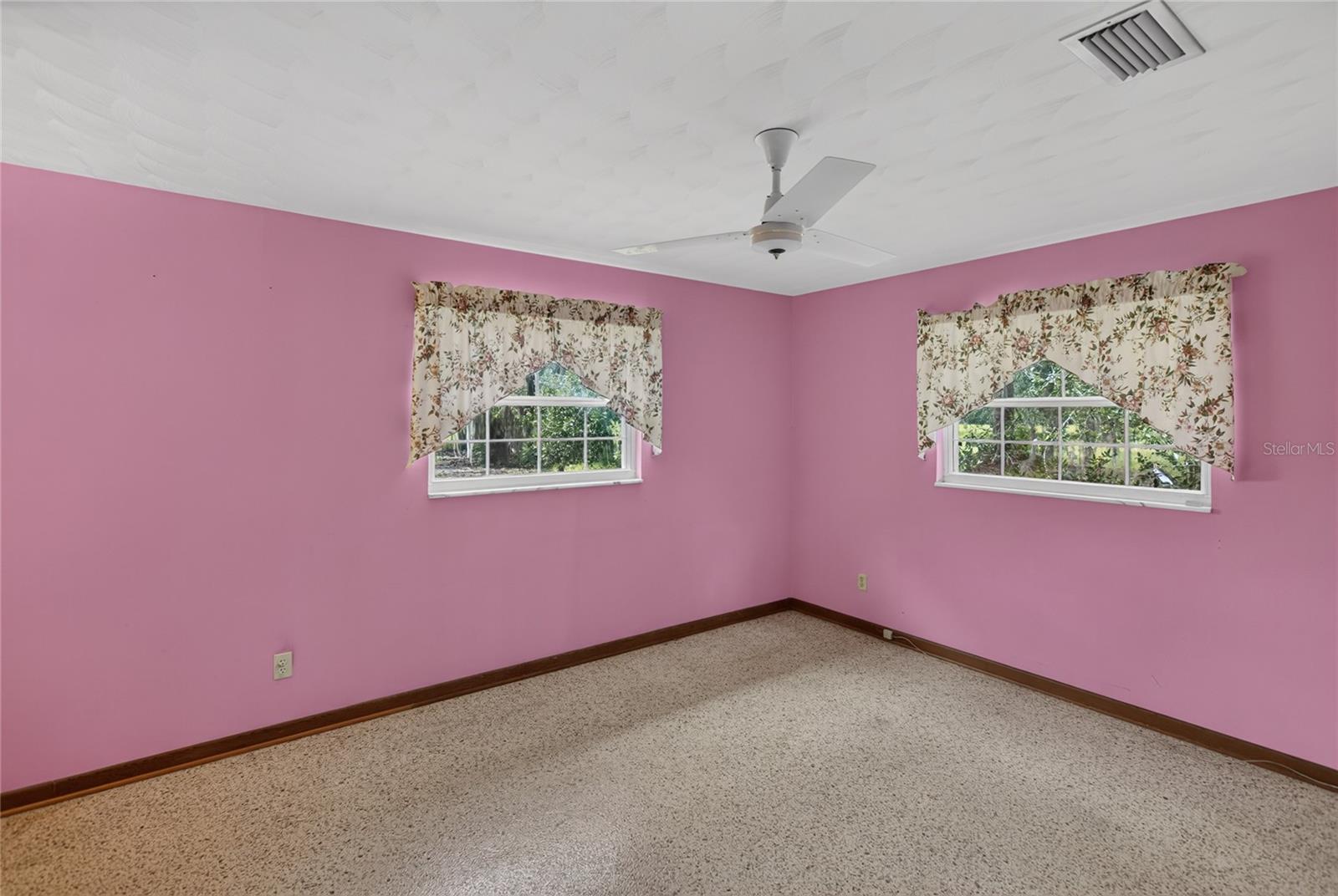 6323 Payne Rd Property Photo 30