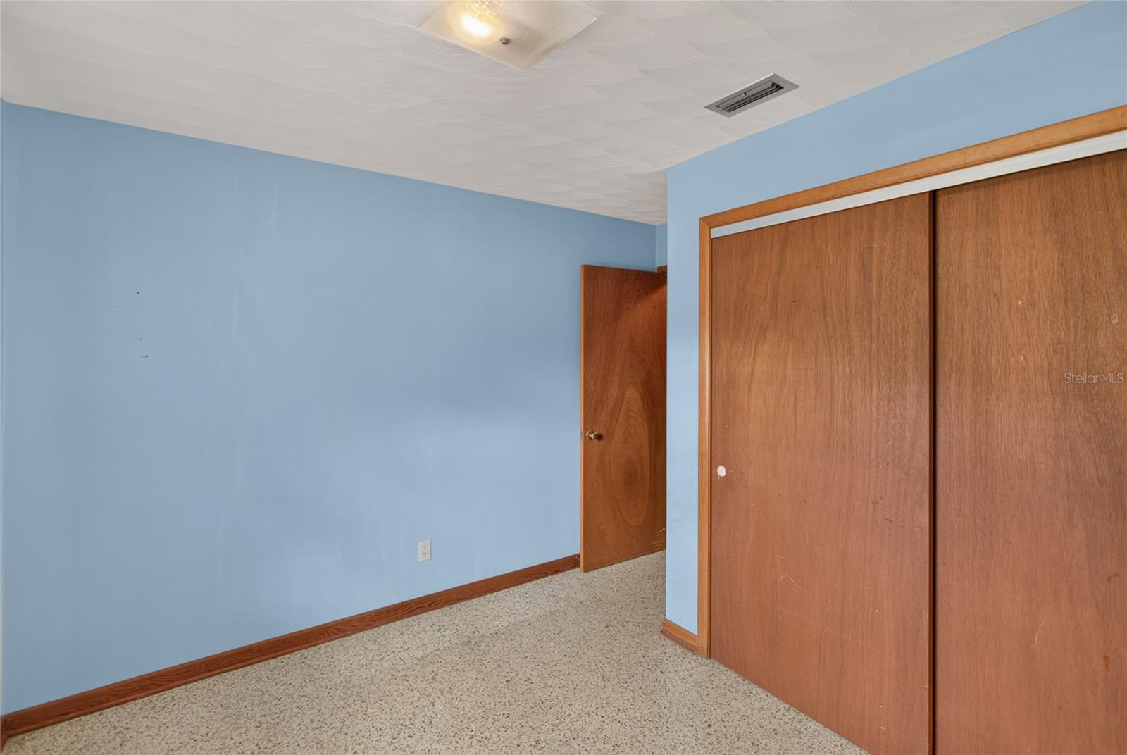 6323 Payne Rd Property Photo 34