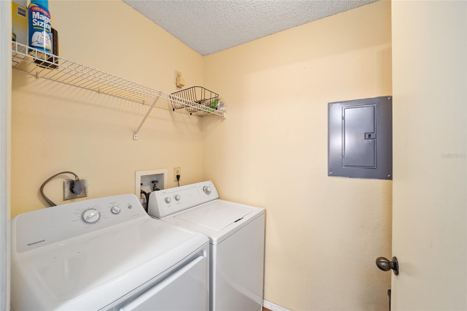 3705 Sw 27th St #221 Property Photo 13