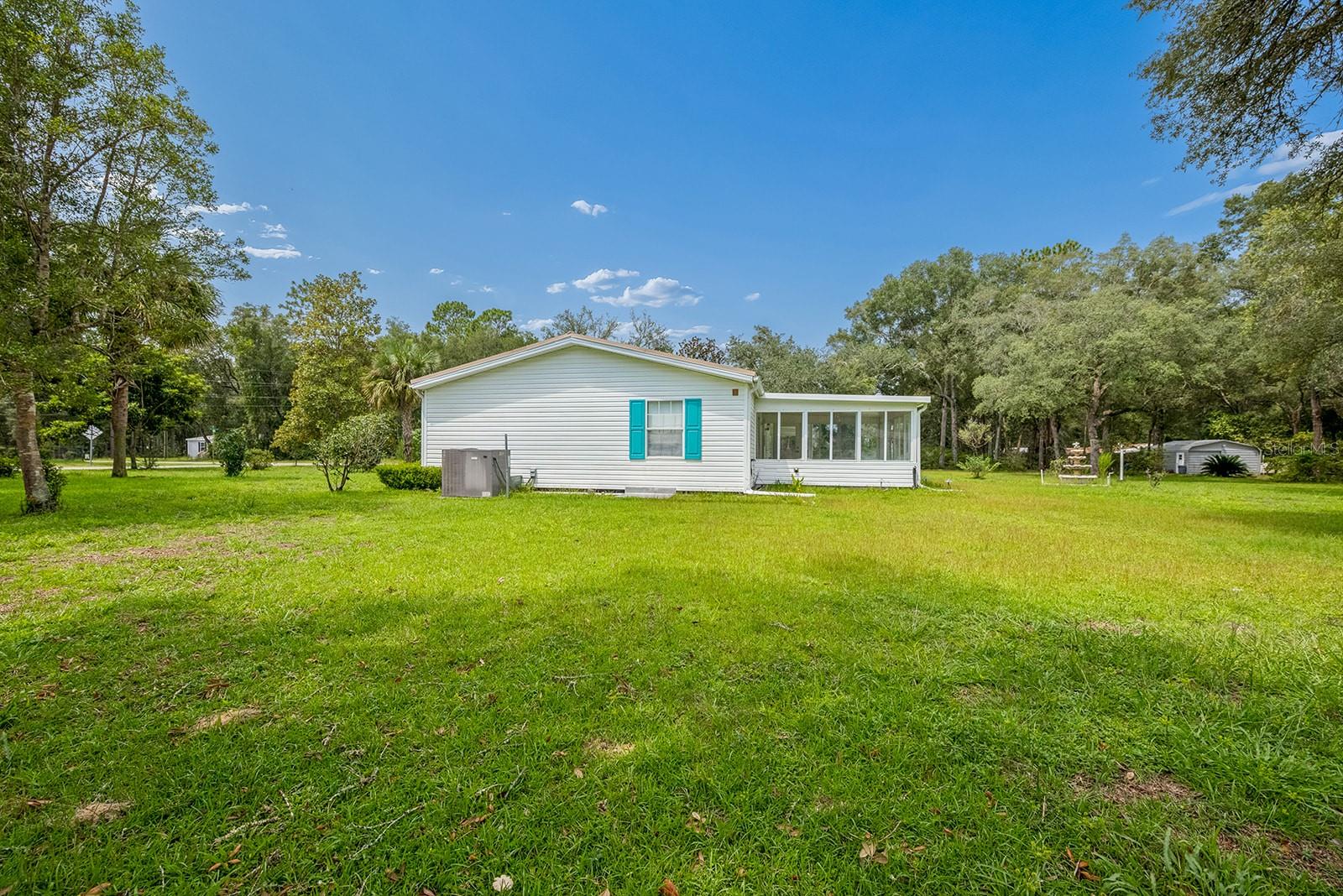 17430 Nw 80th Ct Property Photo 4