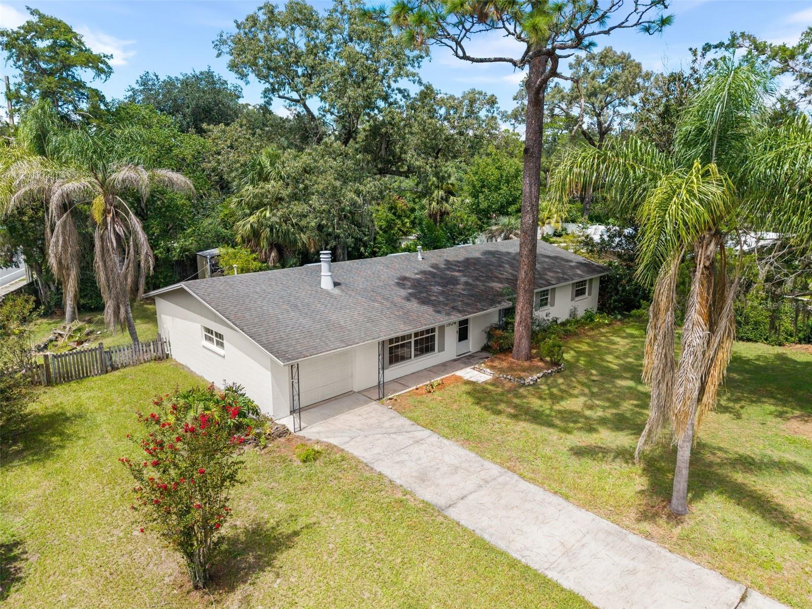 1804 Nw 36th Ter Property Photo 3