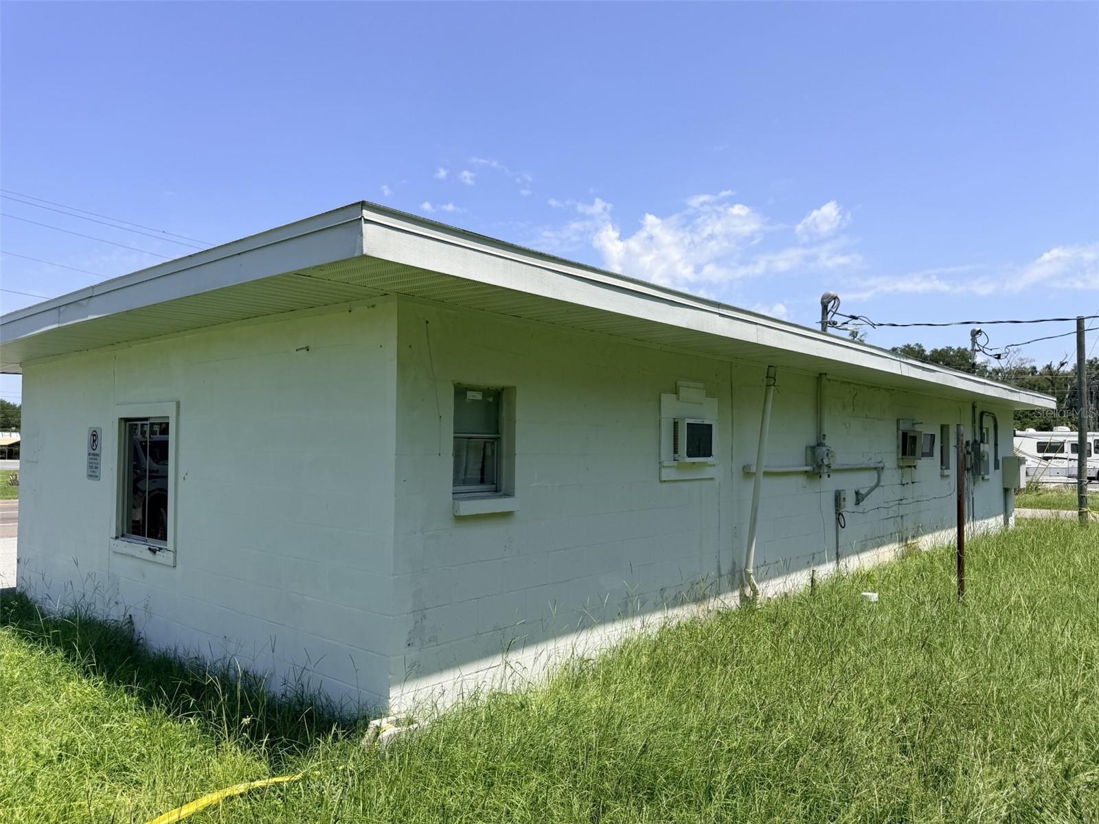 1005 Nw 19th Ave Property Photo 5