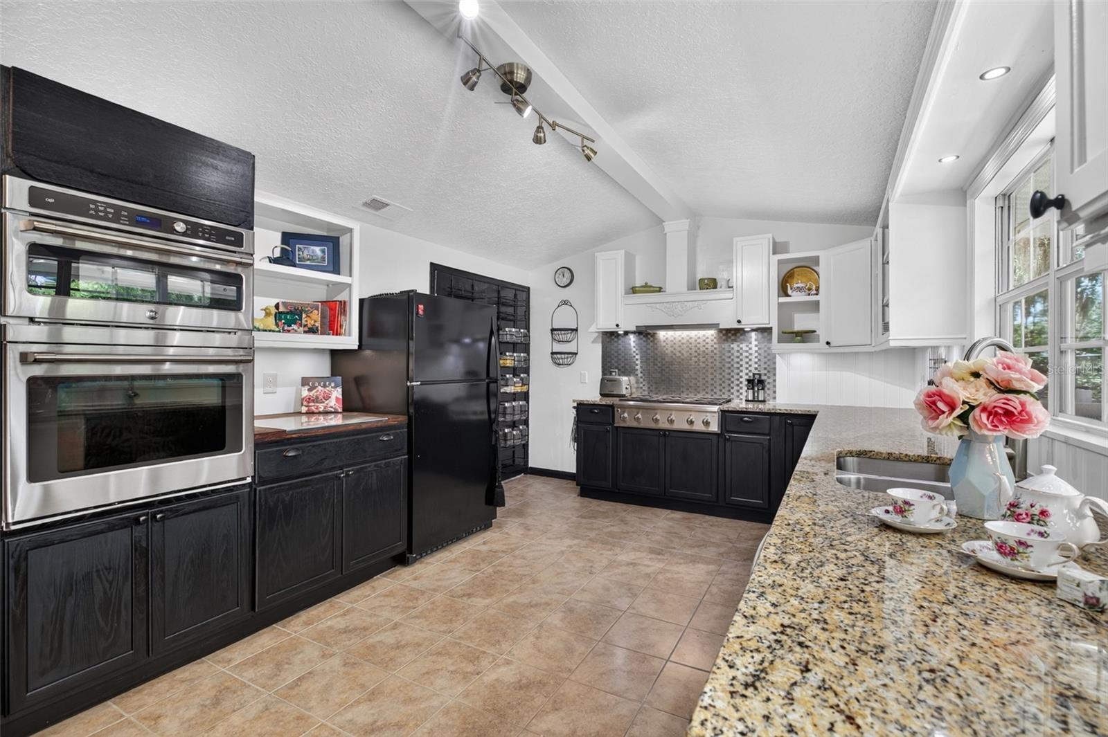 5927 White Sands Rd Property Photo 21