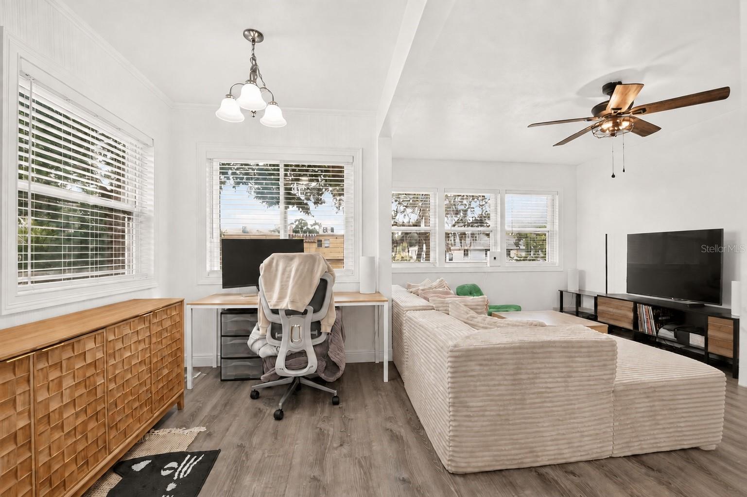 GC543215 Property Photo 6