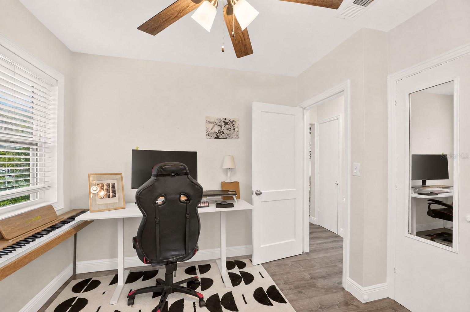 GC543215 Property Photo 13