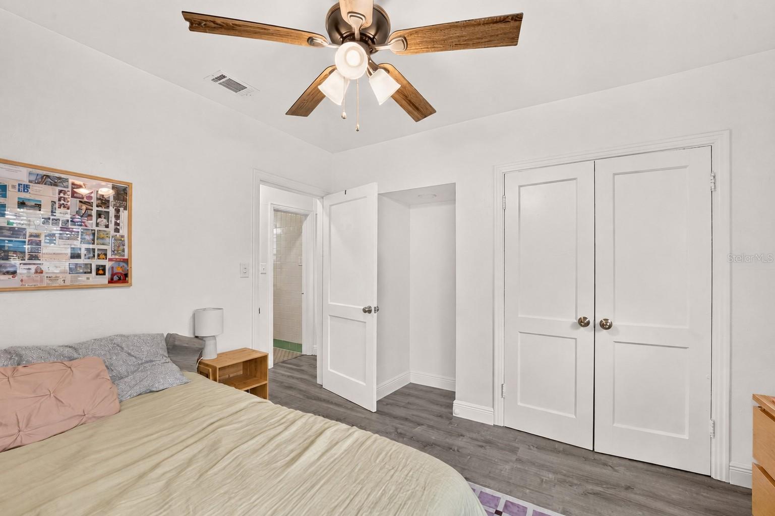 GC543215 Property Photo 17
