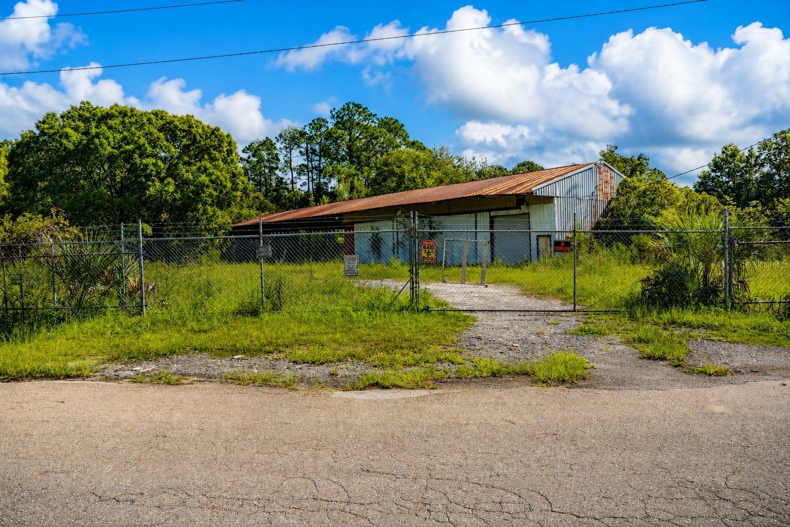 103 Container Rd Property Photo 15