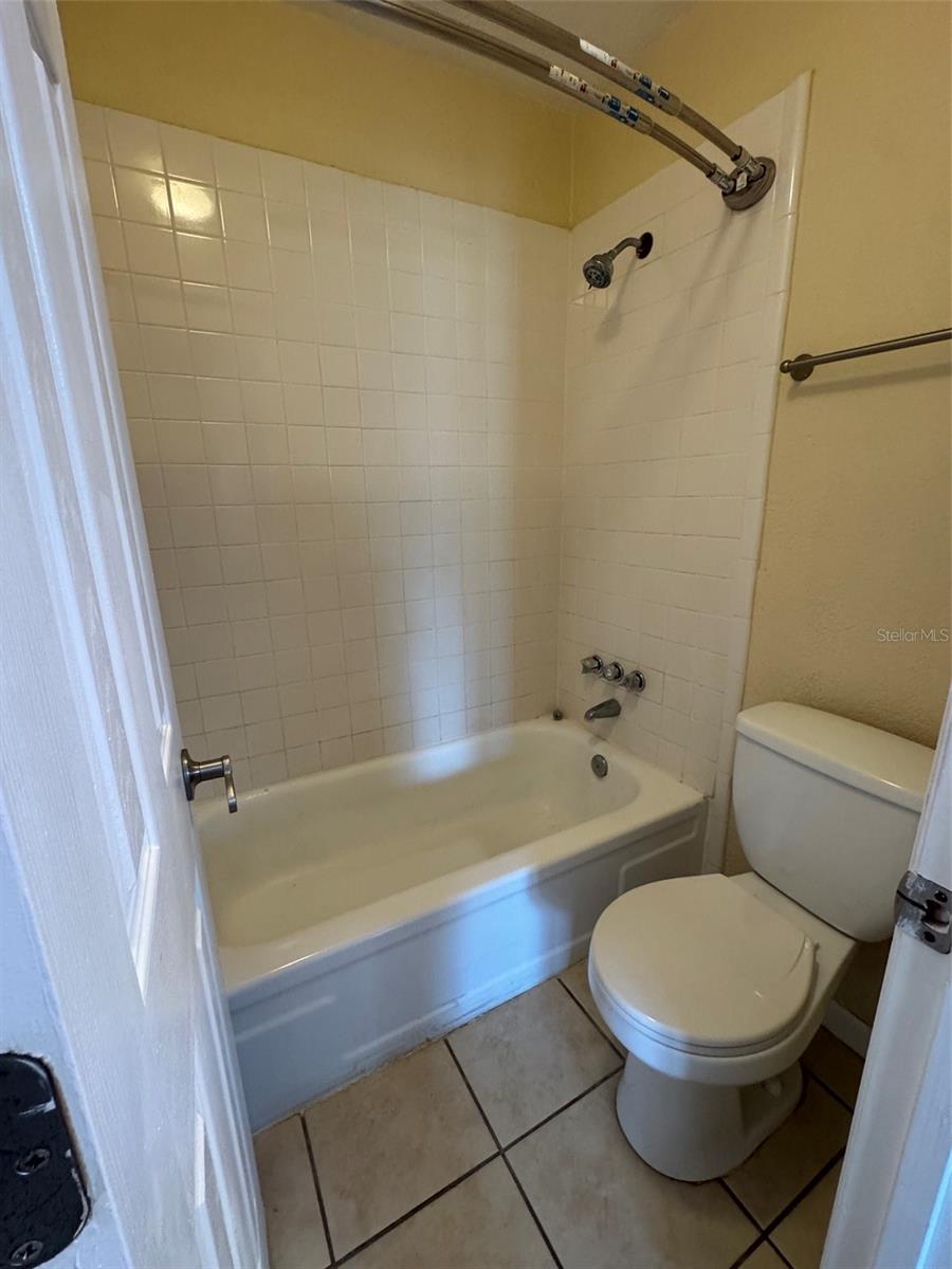 1810 Nw 23rd Blvd #141 Property Photo 19