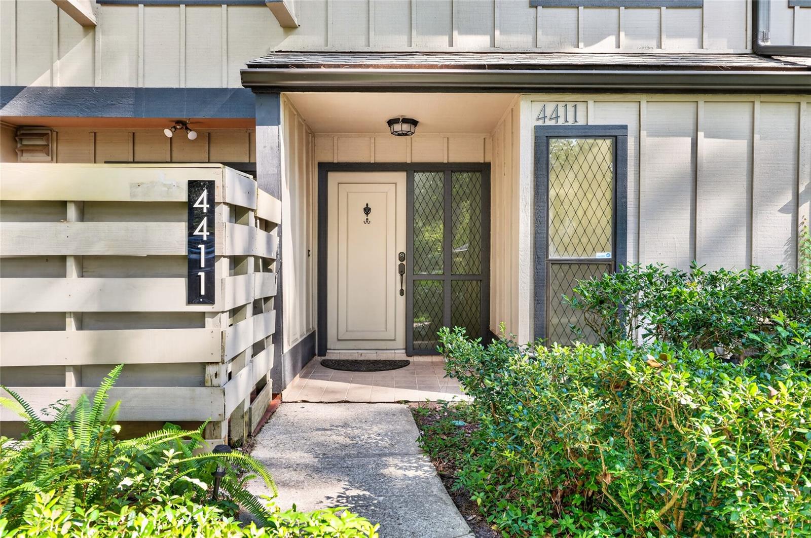4411 Black Forest Way Property Photo 7