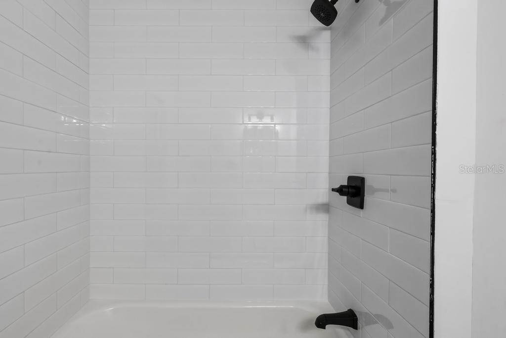 110 Wellington Dr Property Photo 41