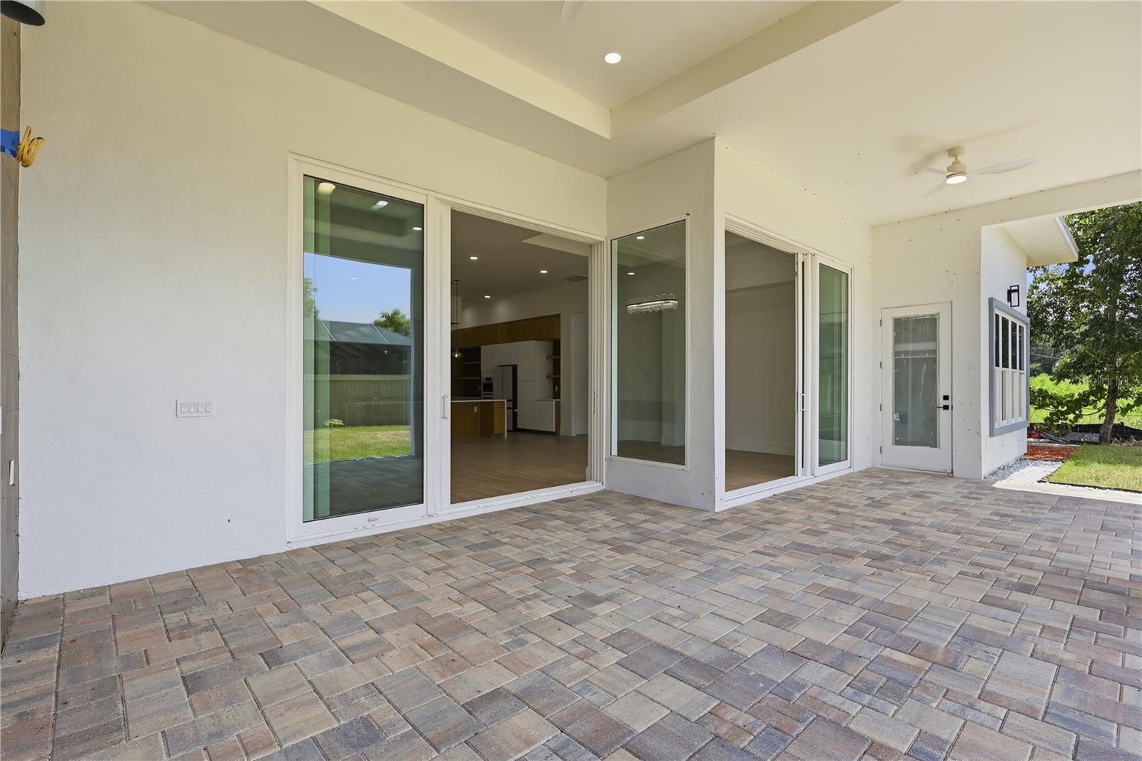 12041 Sw 12th Ln Property Photo 43