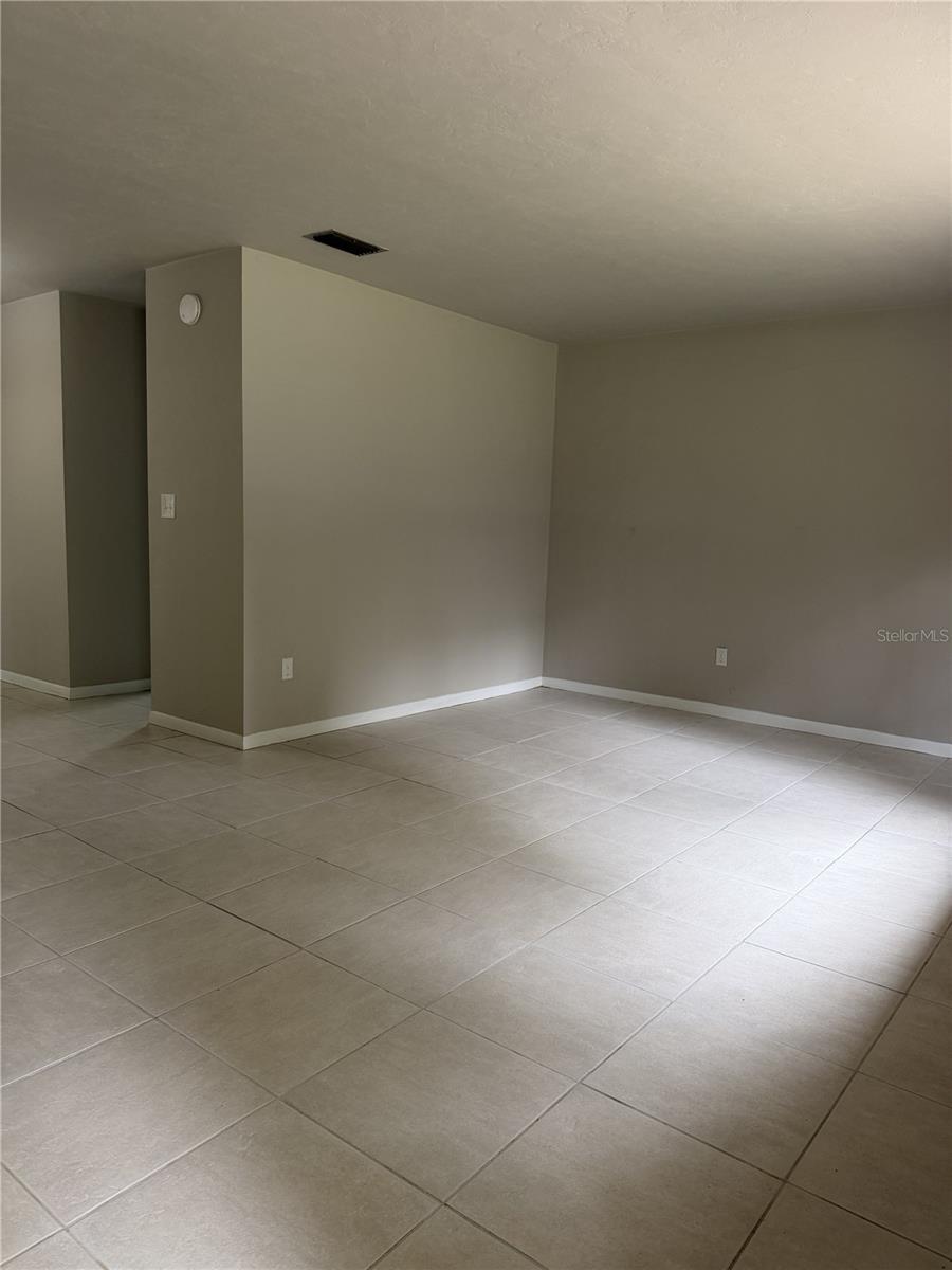 4338 Nw 29th Ter Property Photo 5