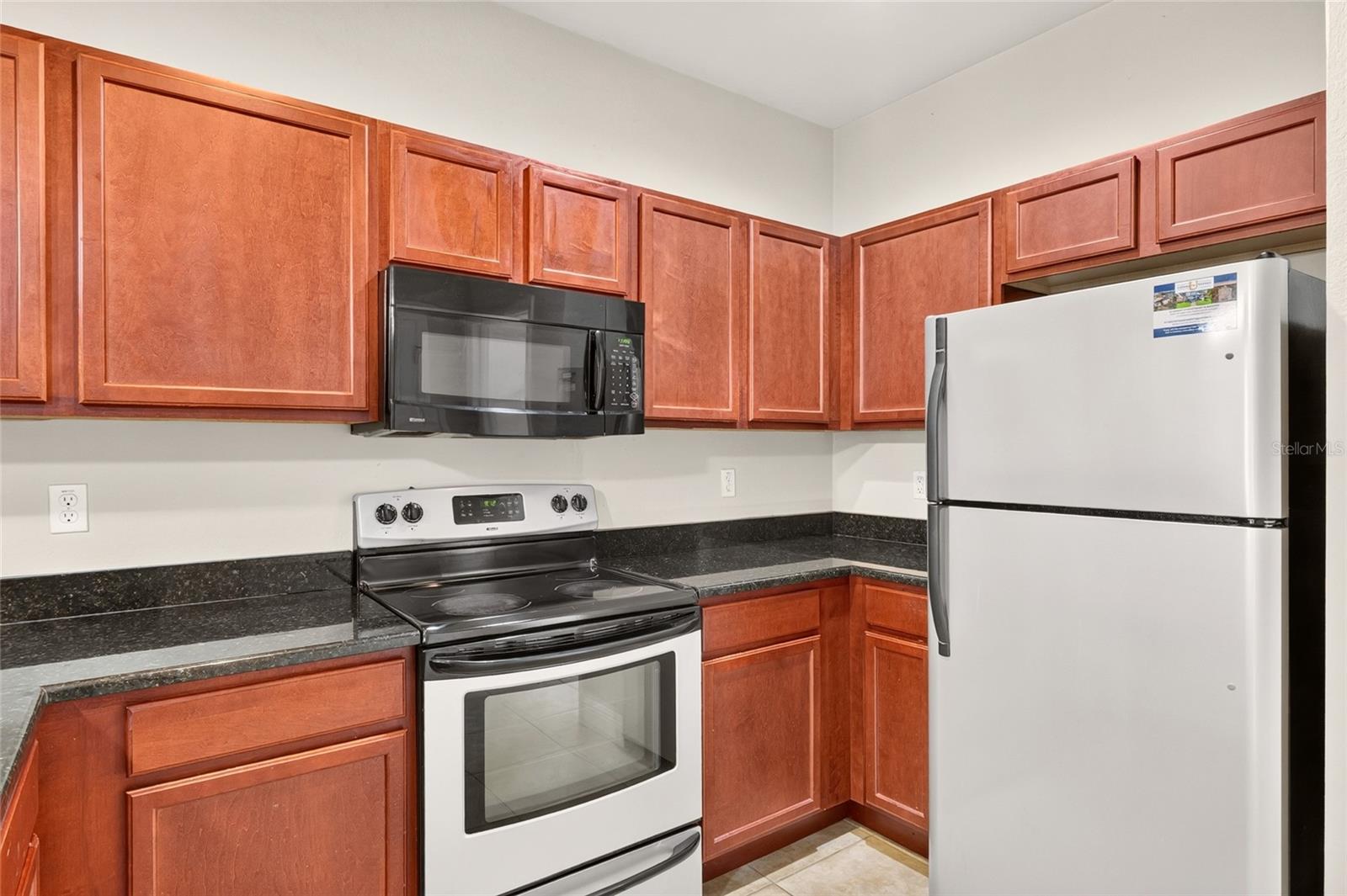 2942 Sw 35th Pl #33 Property Photo 13