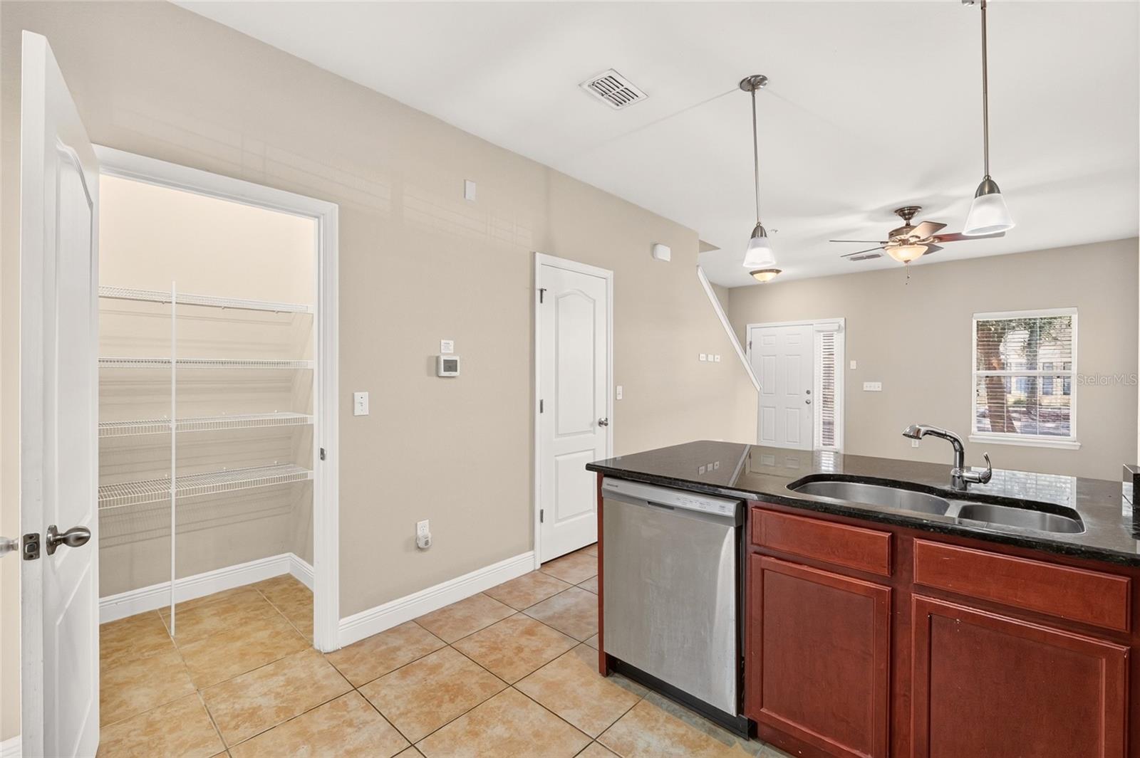 2942 Sw 35th Pl #33 Property Photo 15