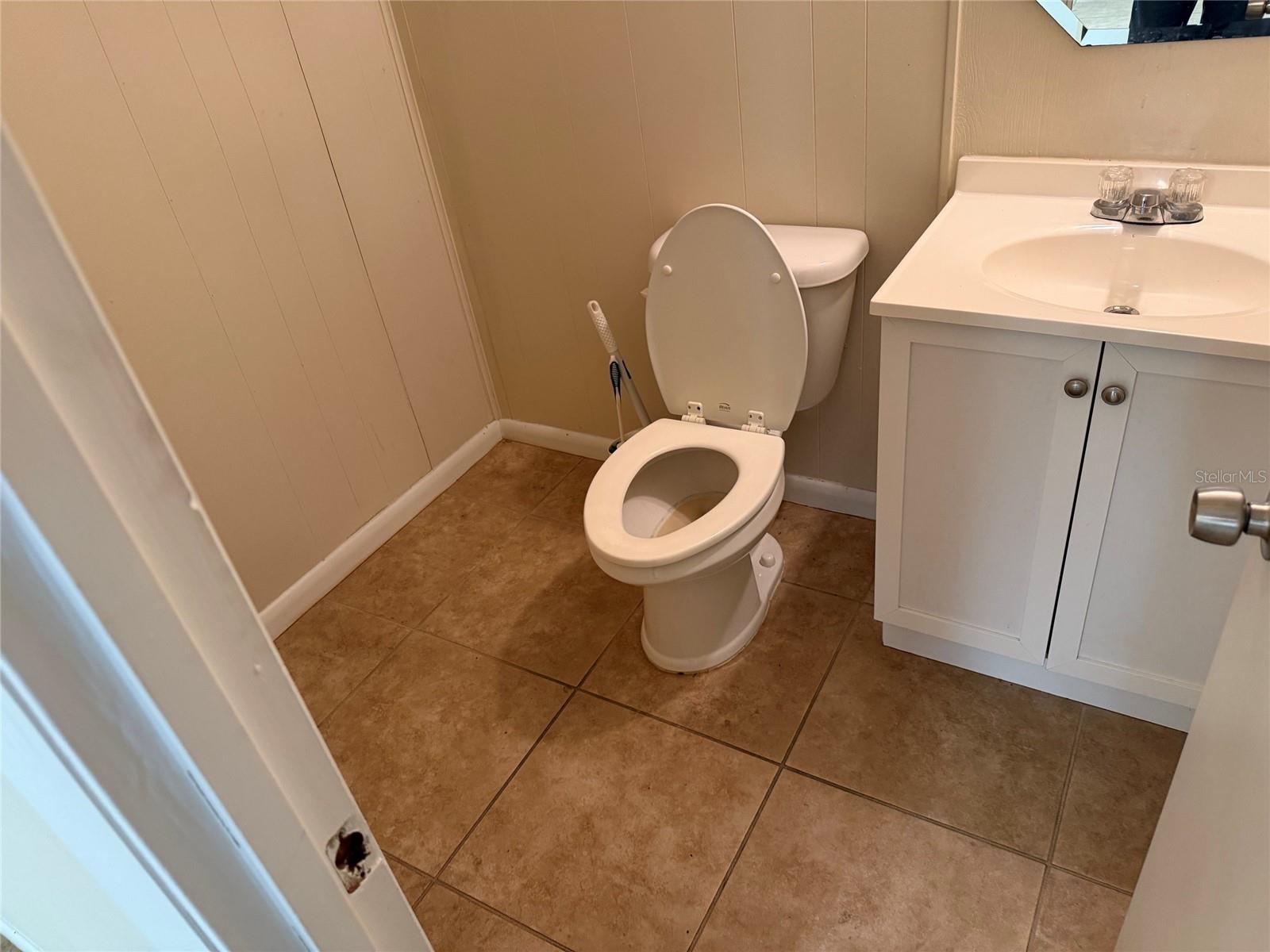 2708 Ne 21st Way Property Photo 3