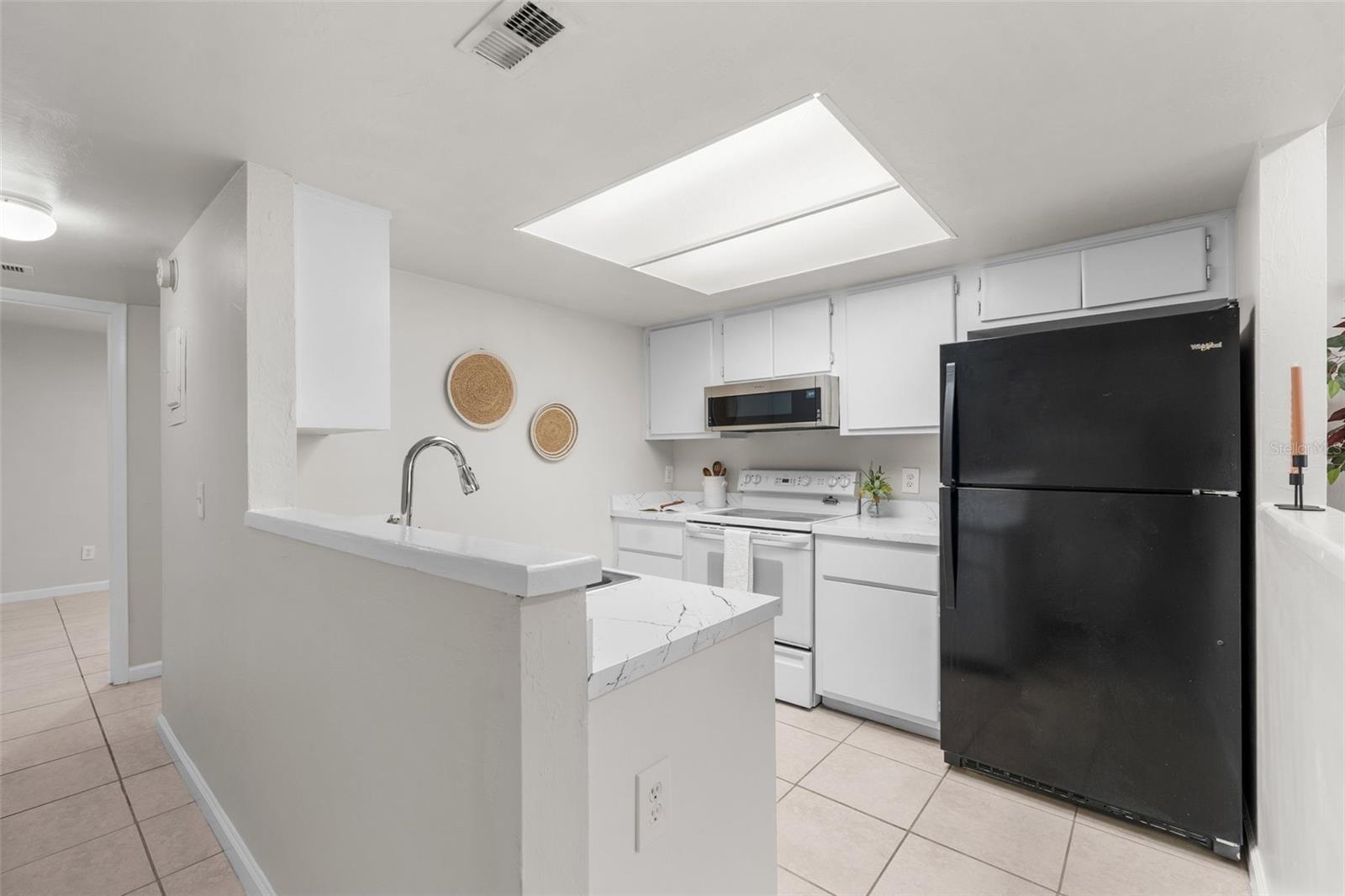 2508 Sw 35th Pl #j-58 Property Photo 5