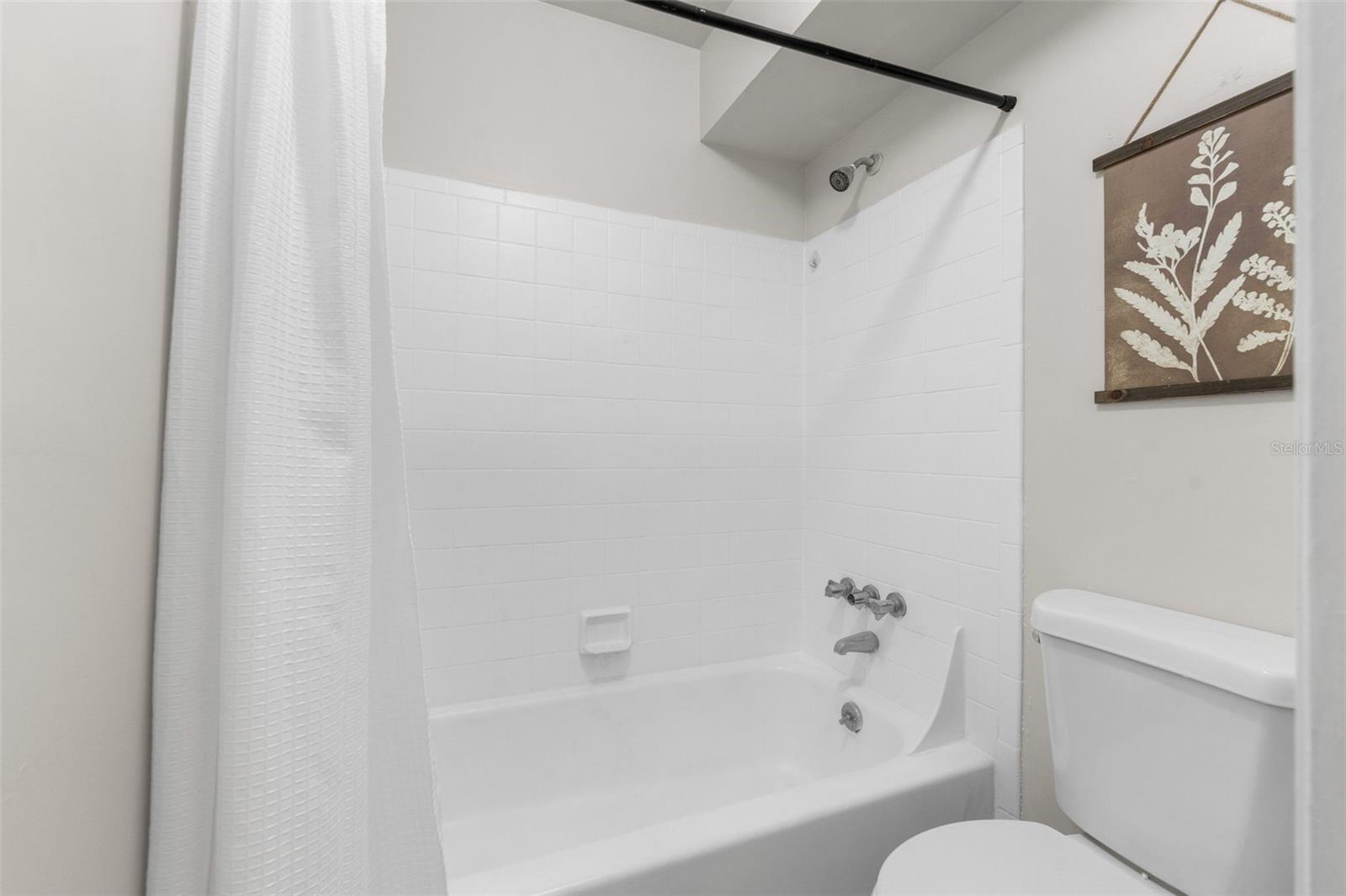 2508 Sw 35th Pl #j-58 Property Photo 11