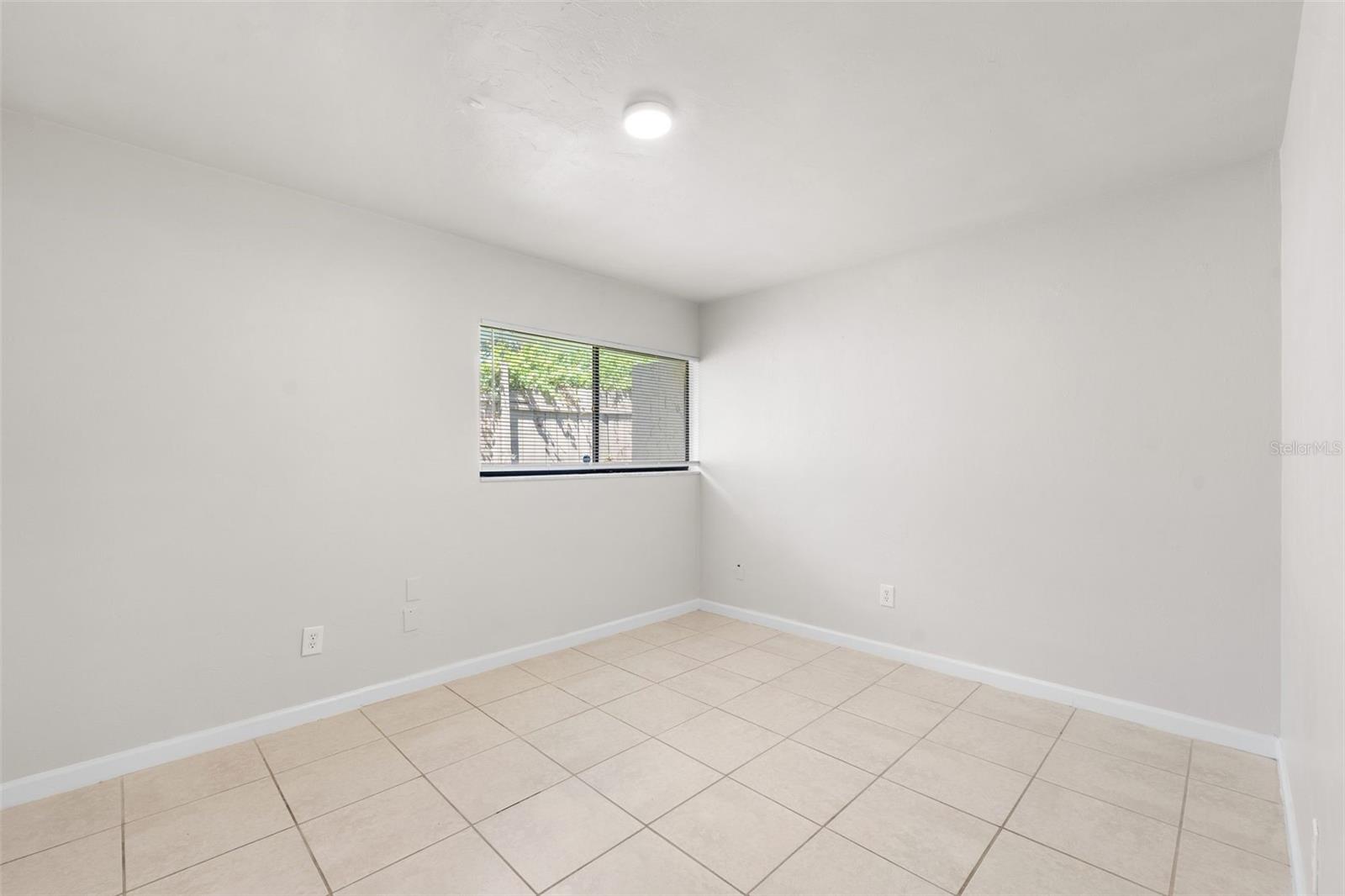 2508 Sw 35th Pl #j-58 Property Photo 12