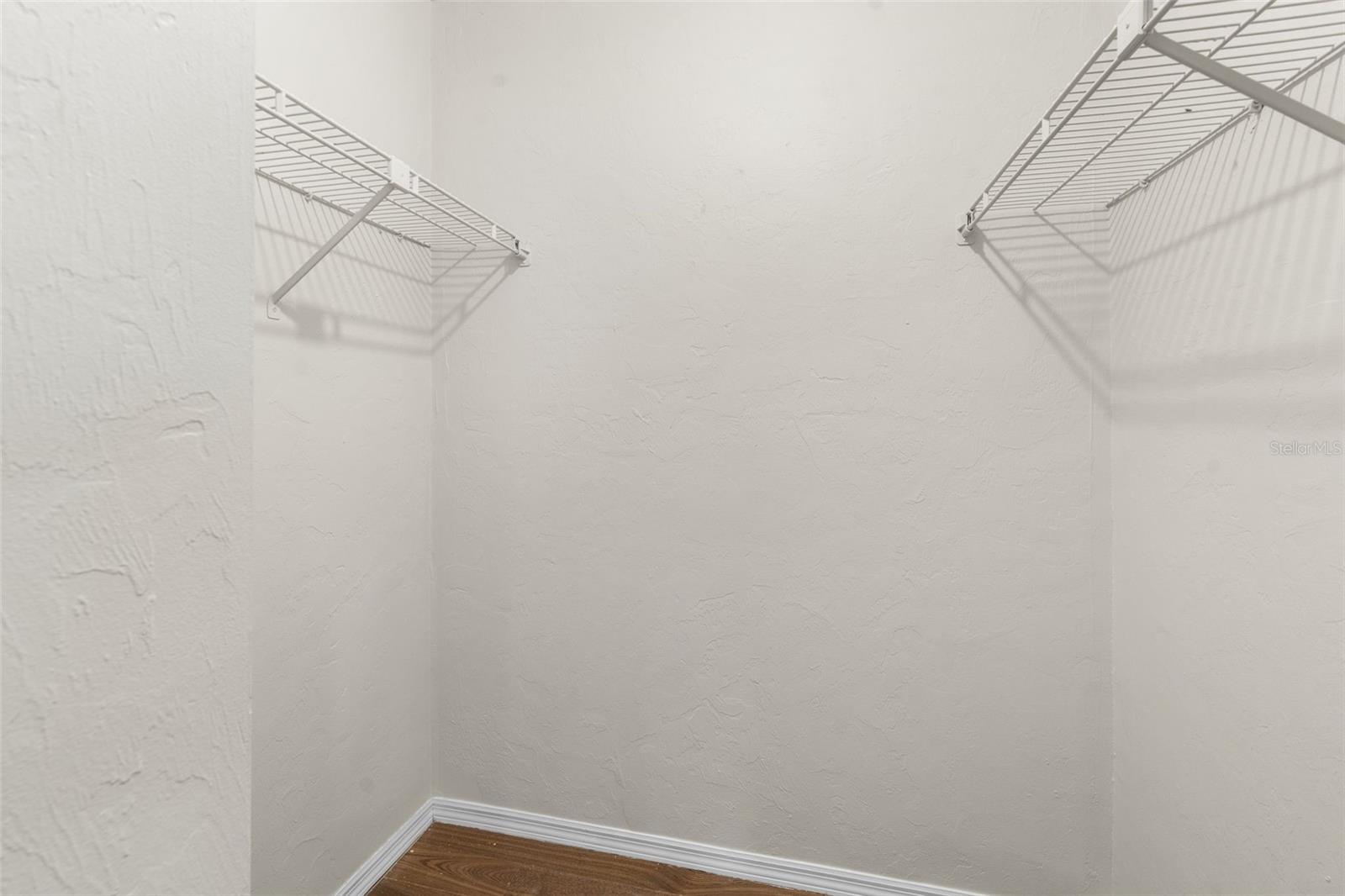 2508 Sw 35th Pl #j-58 Property Photo 14
