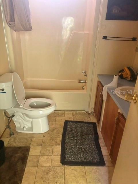 12710 Nw 38th Ave Property Photo 5