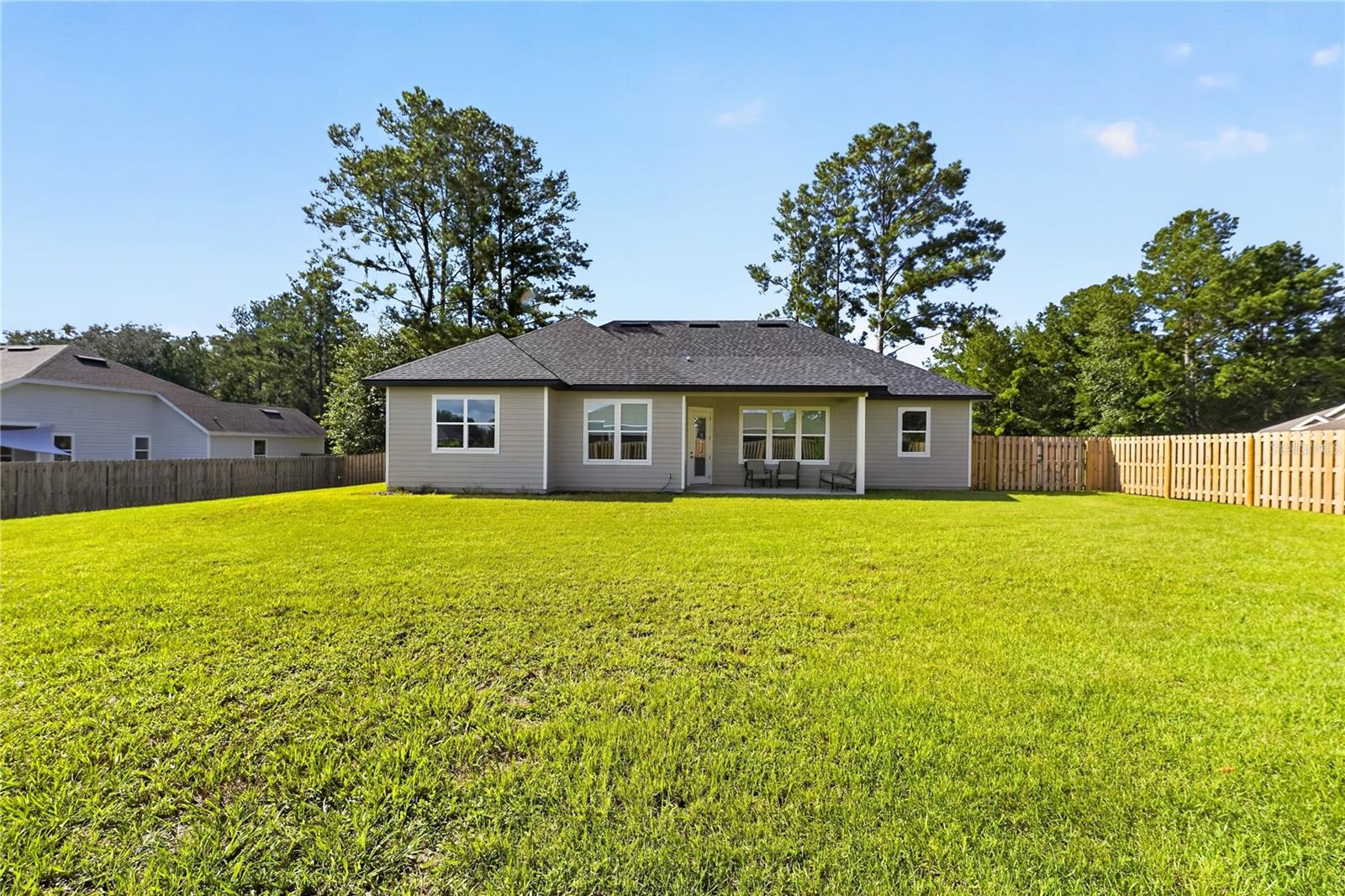 20488 Nw 160th Ln Property Photo 49