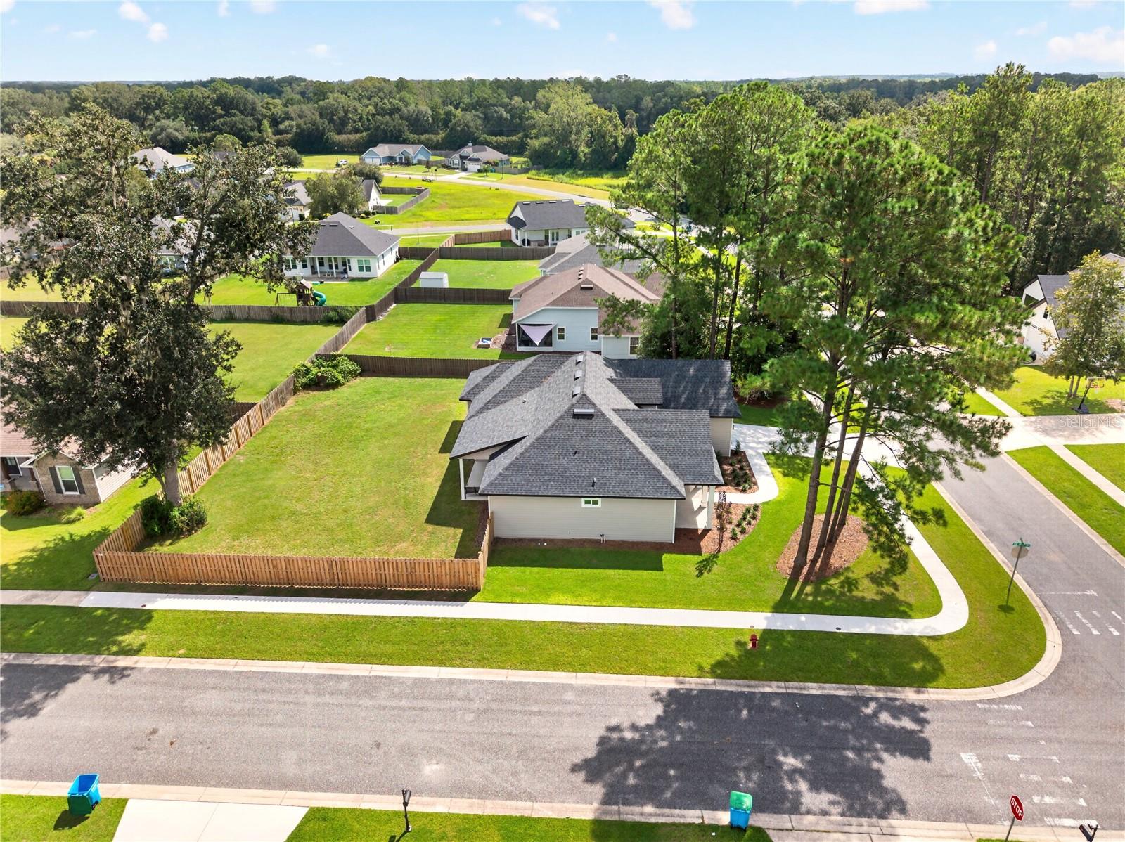 20488 Nw 160th Ln Property Photo 55