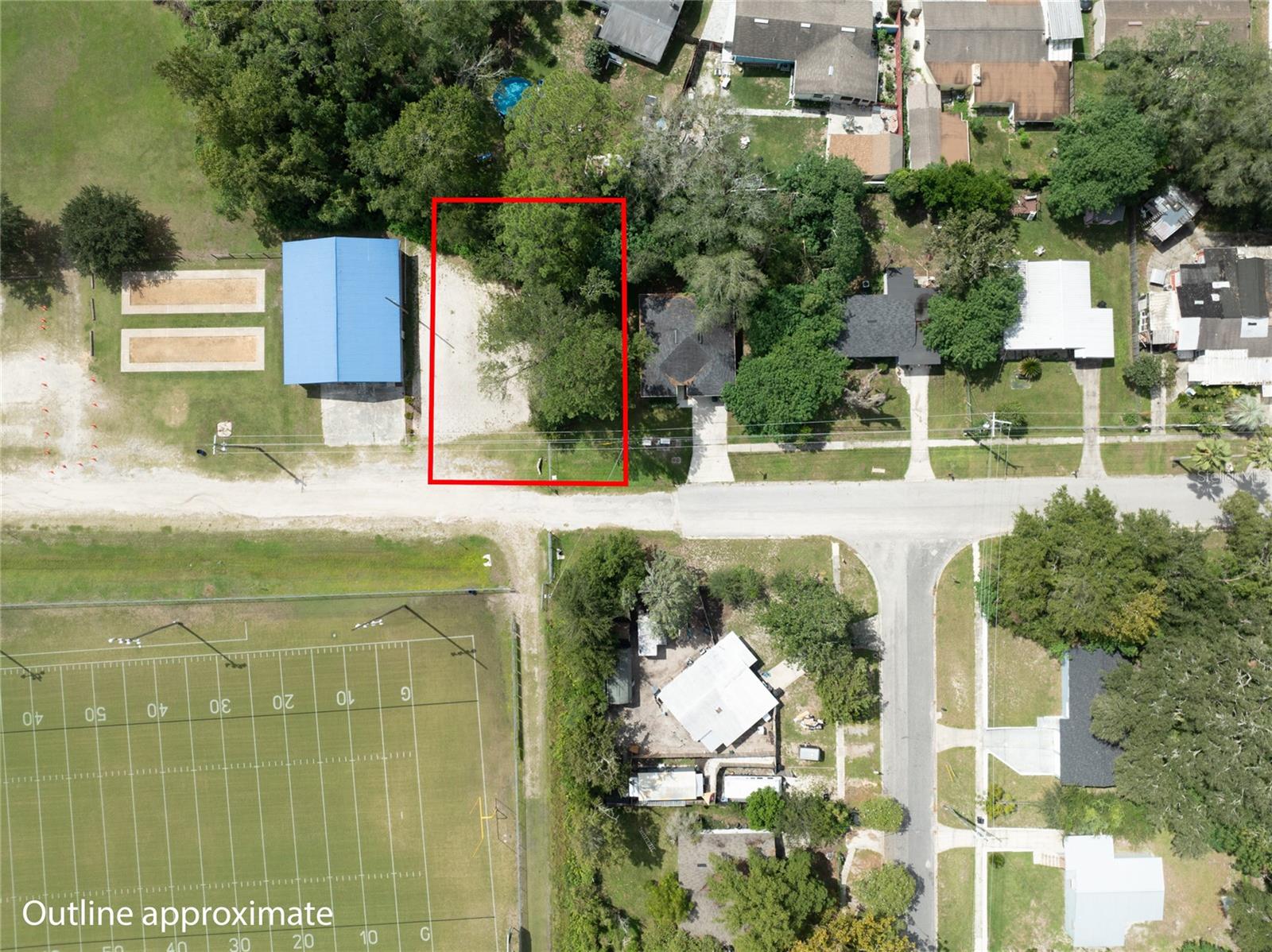 Woodside Dr Property Photo 1
