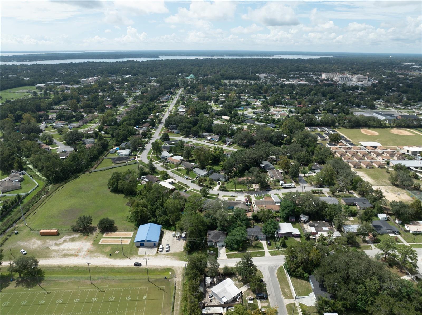 Woodside Dr Property Photo 3