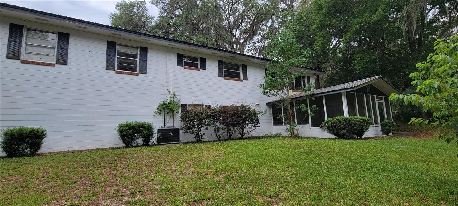 141 Se 59th St Property Photo 44