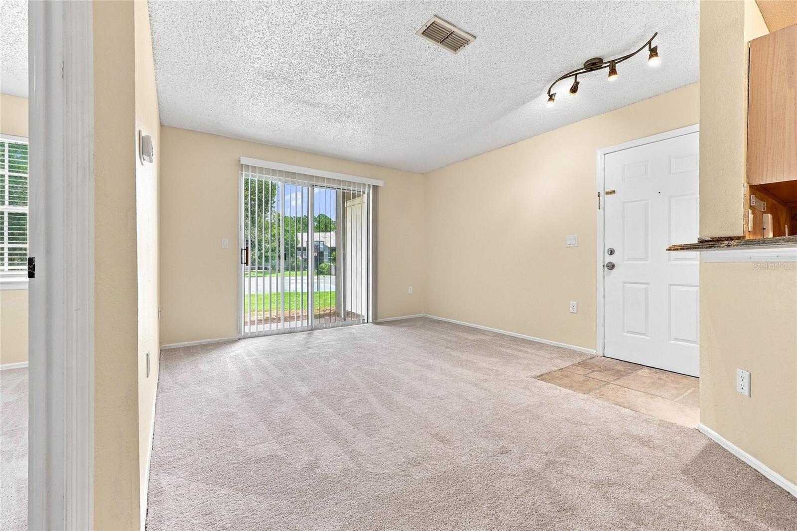 3705 Sw 27th St #1012 Property Photo 2