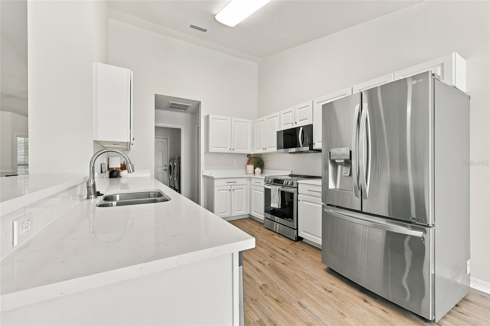 6907 Sw 82nd Ter Property Photo 10