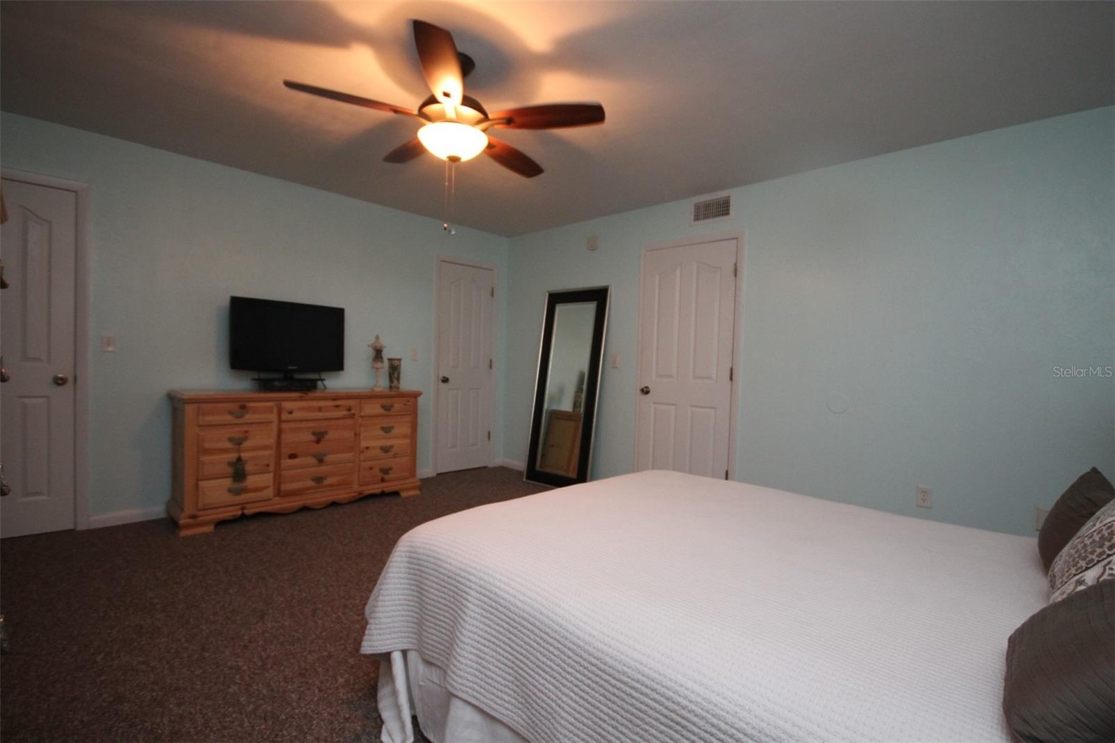 501 Sw 75th St #b-12 Property Photo 8