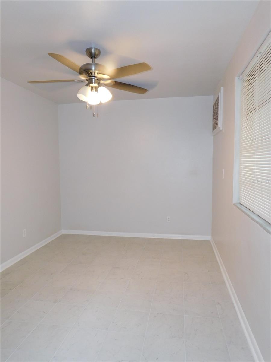 552 Ne 5th Ave Property Photo 13