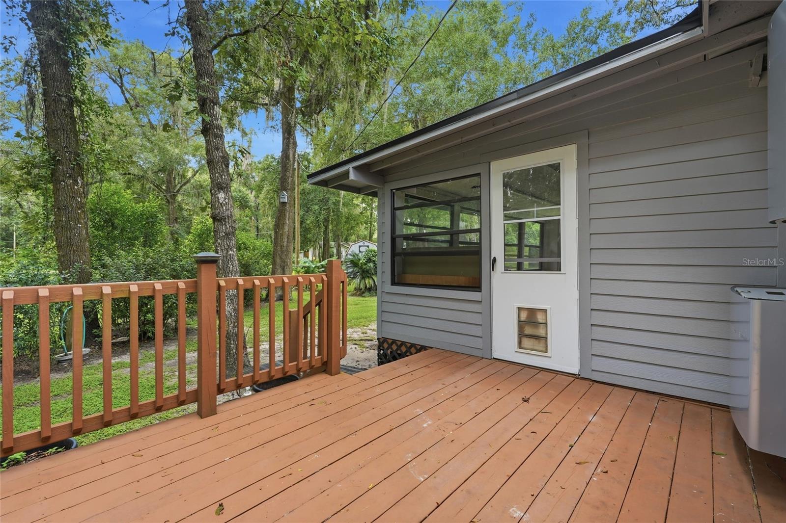 18467 Nw 57th Ct Property Photo 18