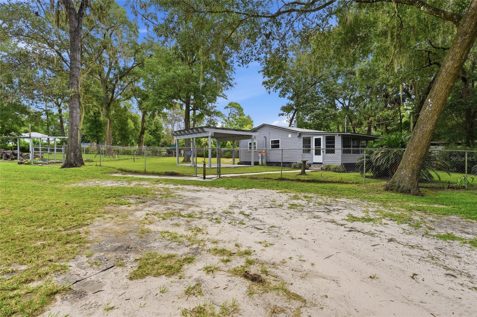 18467 Nw 57th Ct Property Photo 21