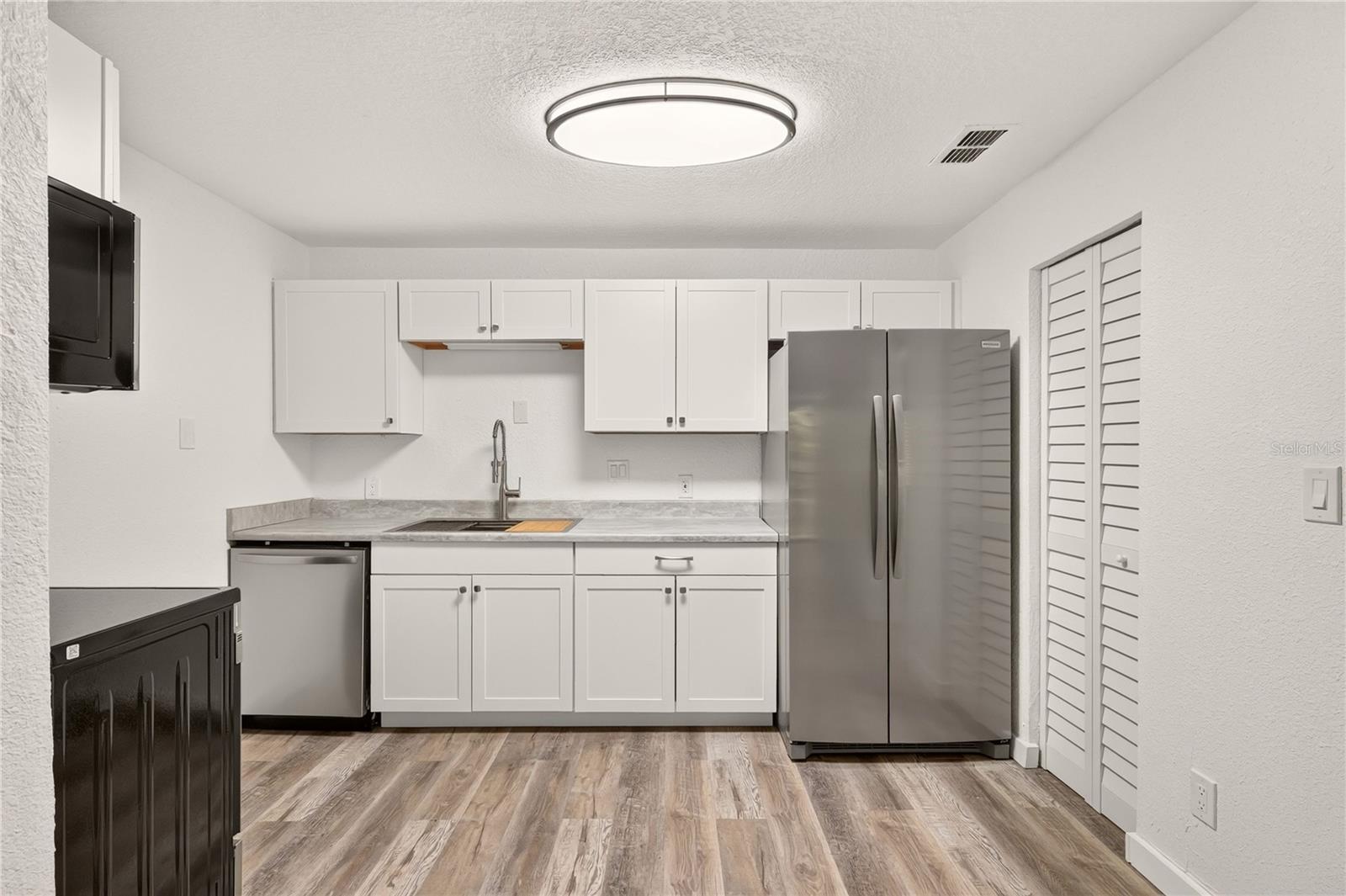 1015 Sw 9th St #c24 Property Photo 8