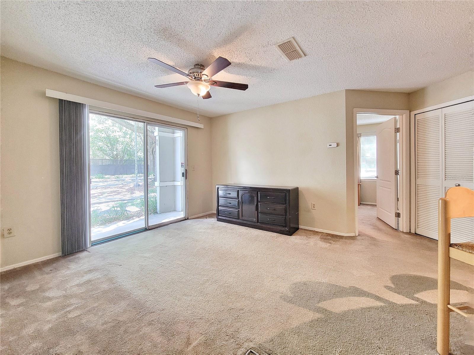 3705 Sw 27th St #811 Property Photo 6