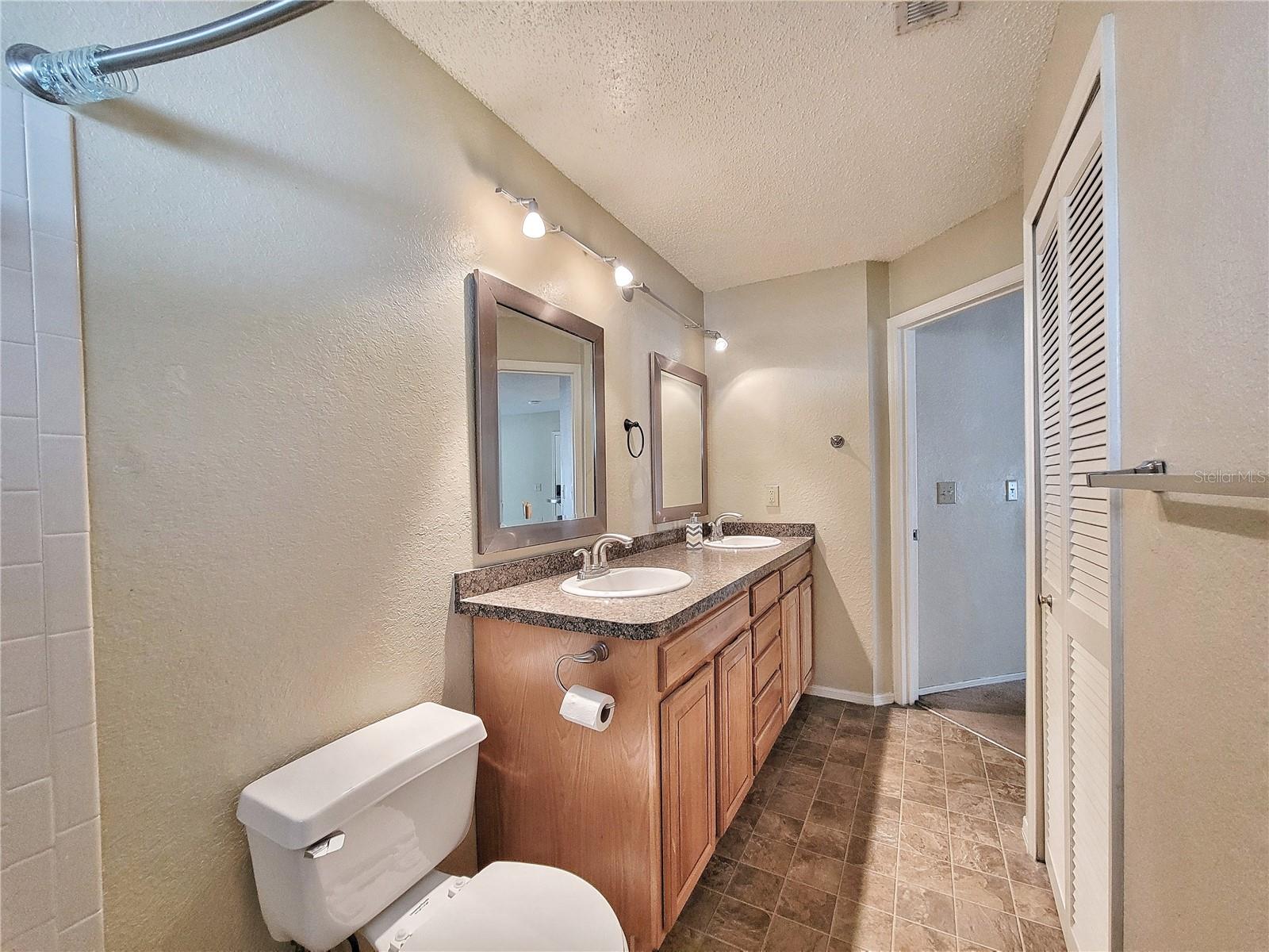3705 Sw 27th St #811 Property Photo 15