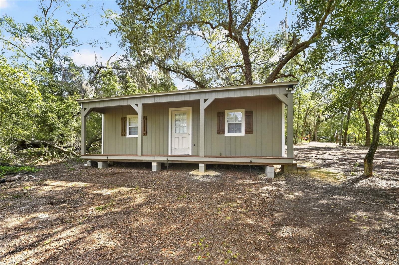 129 Viola Dr Property Photo 1