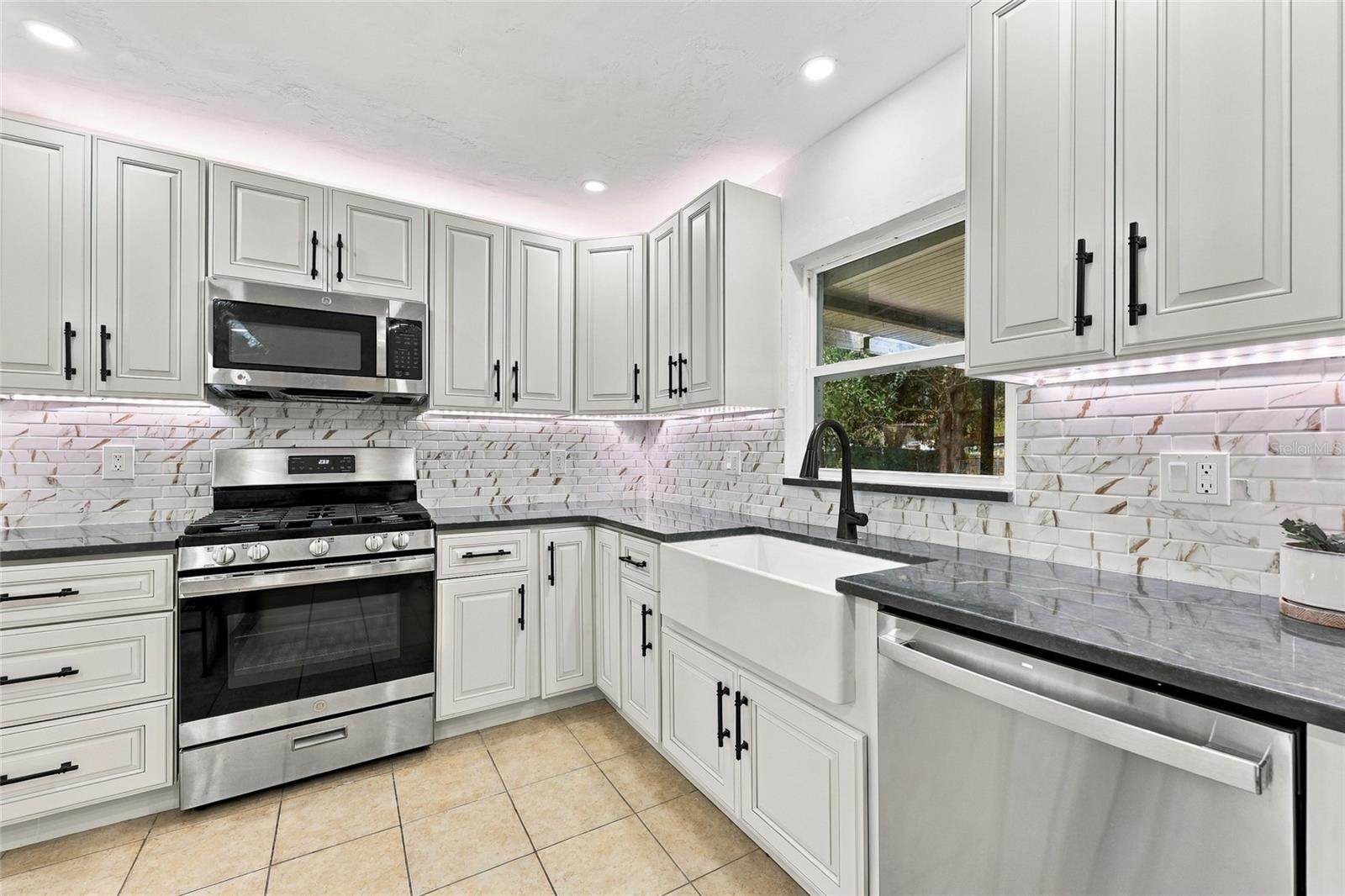 4907 Nw 30th Ter Property Photo 11