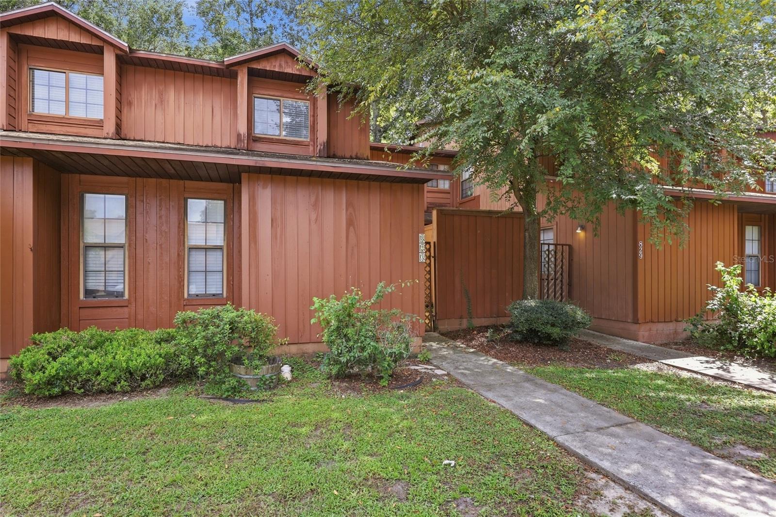 823 Sw 58th Ter Property Photo 3