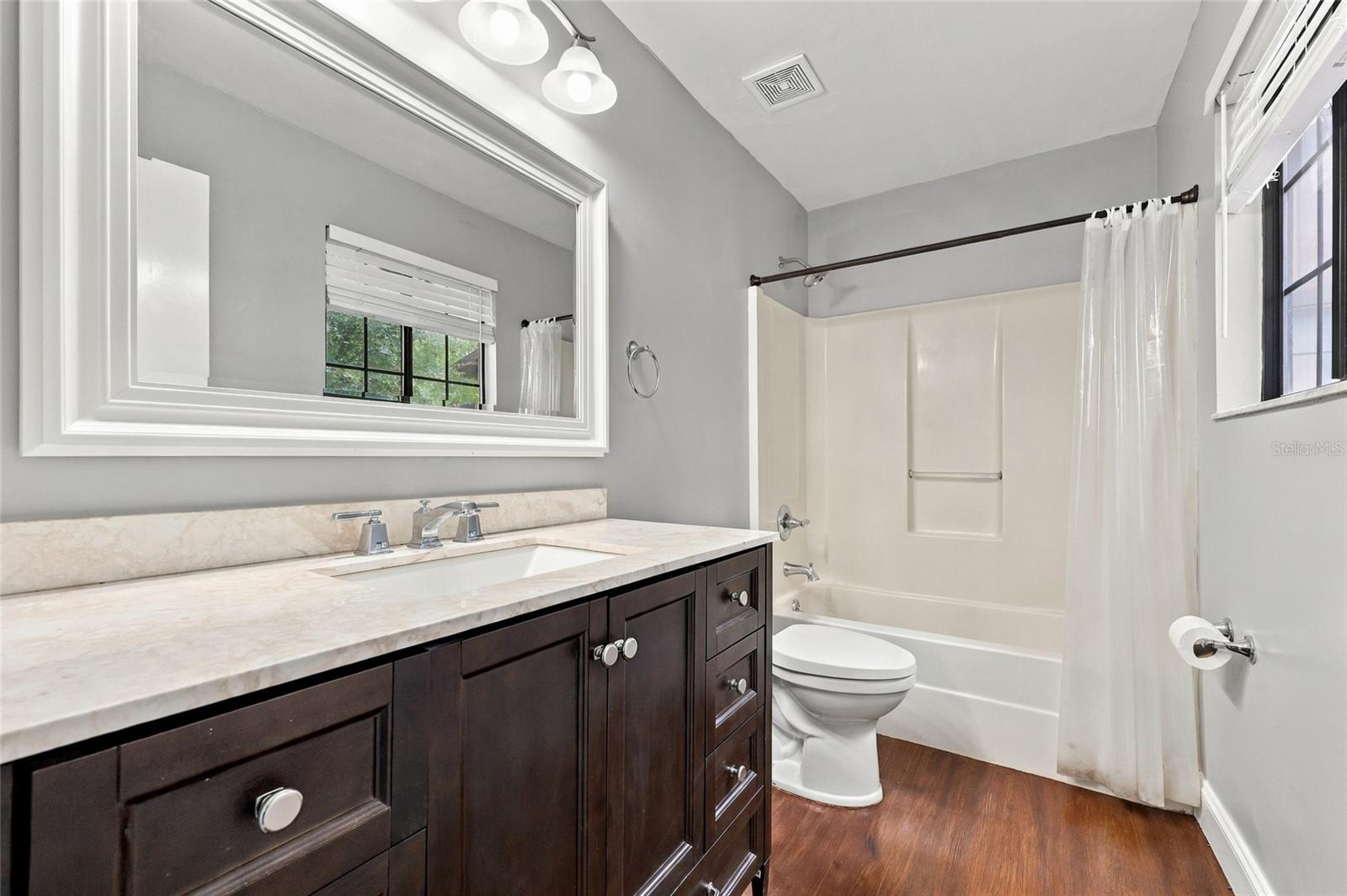 823 Sw 58th Ter Property Photo 16