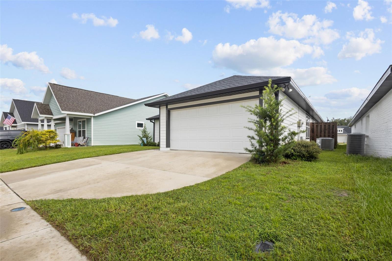 12635 Nw 162nd Dr Property Photo 4
