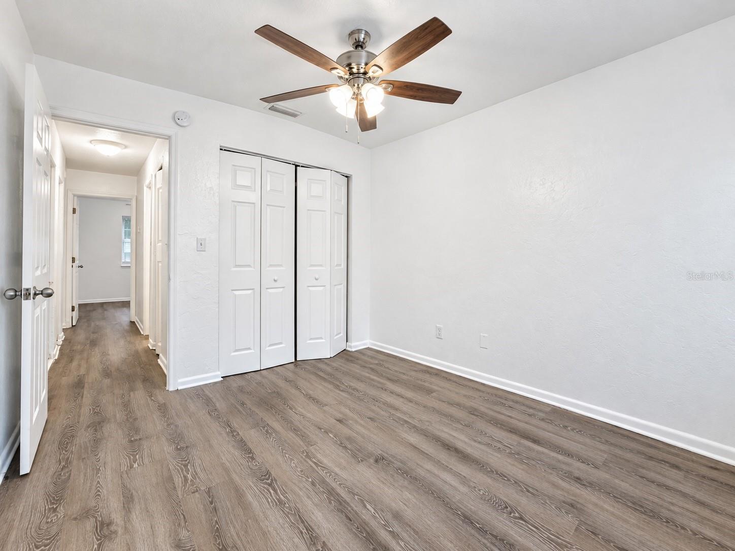 6207 Sw 11th Pl #b Property Photo 5