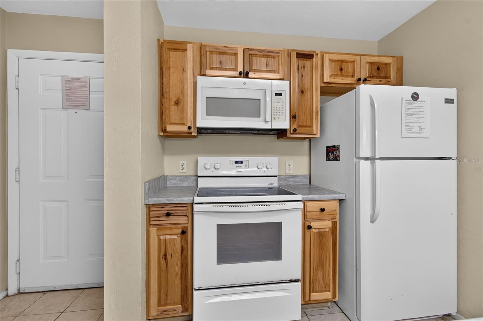 4000 Sw 23rd St #2-105 Property Photo 4