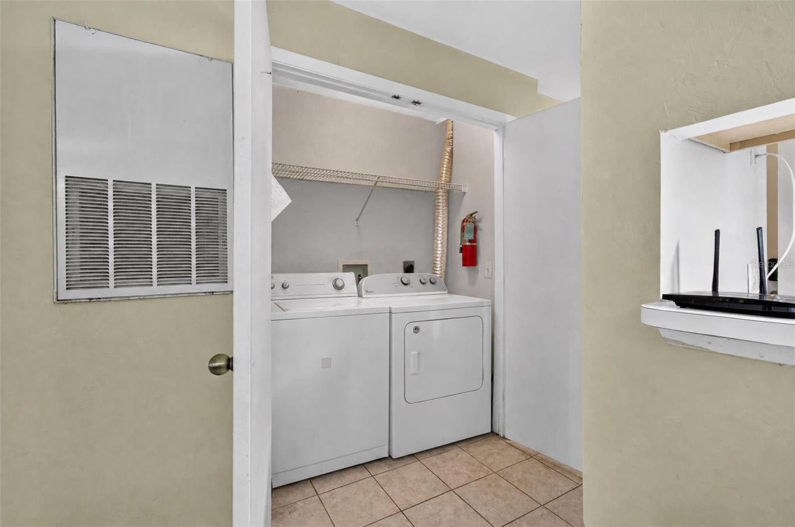 4000 Sw 23rd St #2-105 Property Photo 7