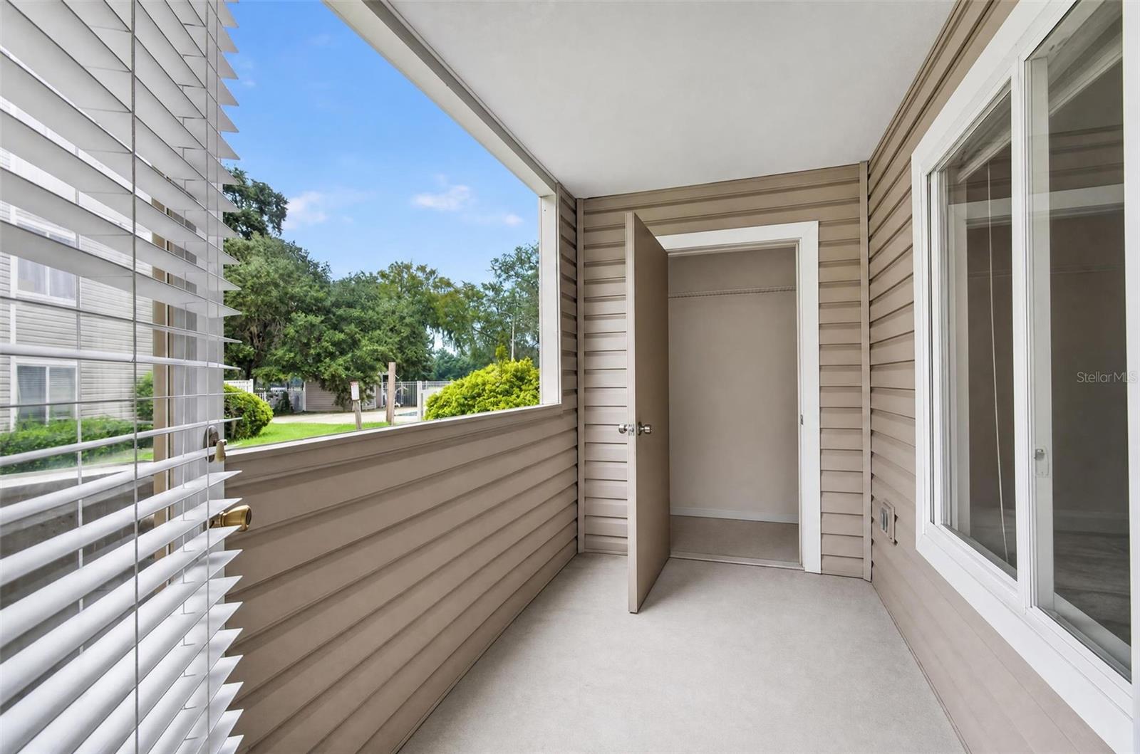 4000 Sw 23rd St #2-105 Property Photo 32