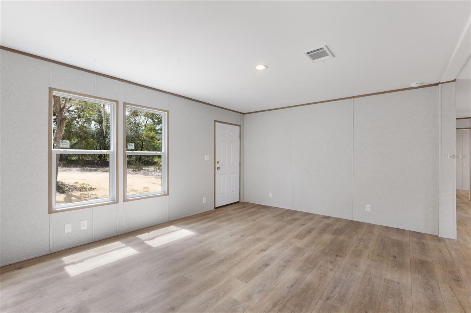 12371 Ne 82nd Pl Property Photo 6