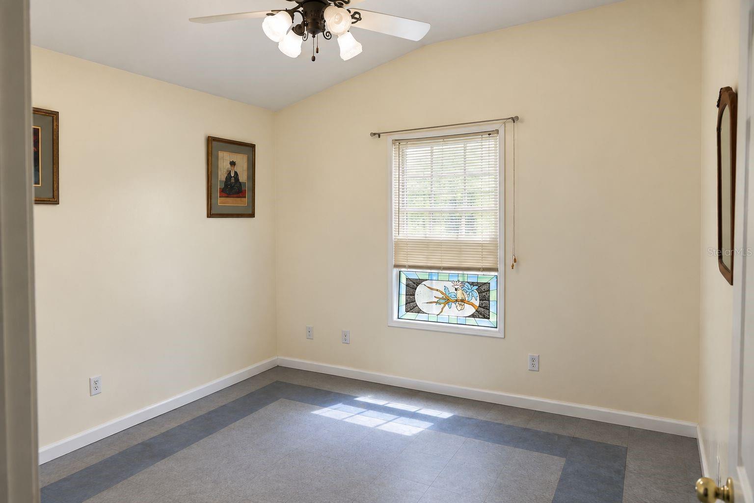 8231 Swan Lake Rd Property Photo 11